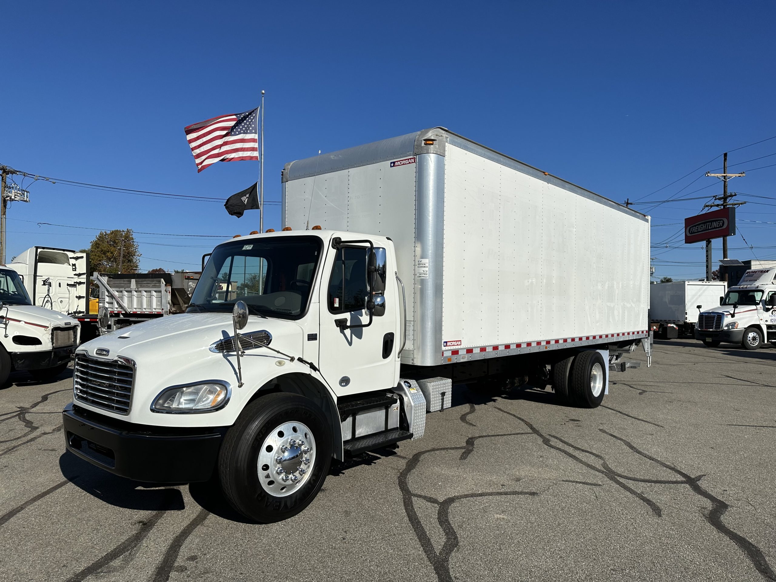 2016 Freightliner M2 – Non CDL – 26′ Box With Liftgate – Only 151k Miles – Stock # EC5895