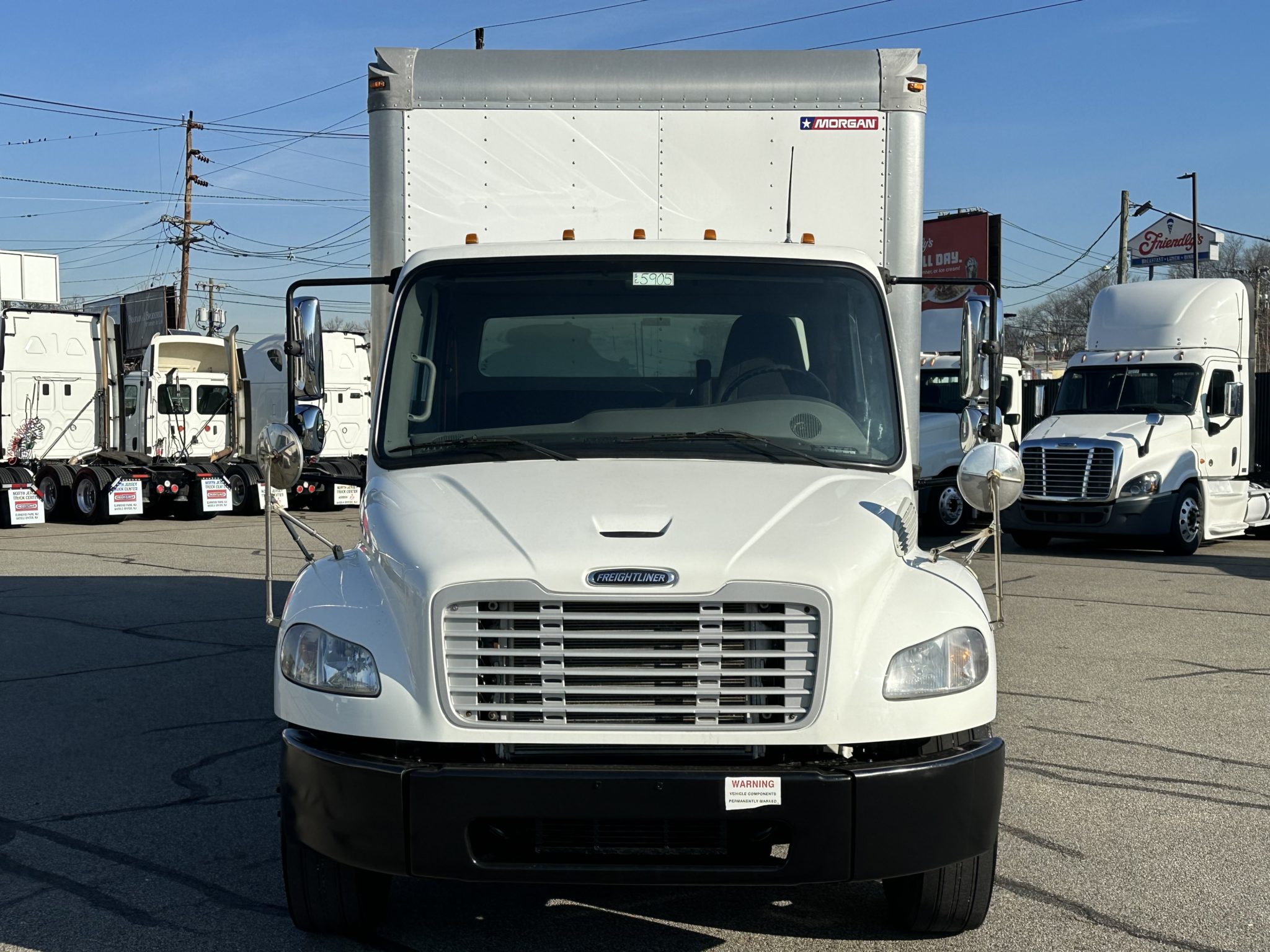 2015 FREIGHTLINER M2 106 24' Box Non CDL 94k Miles Stock