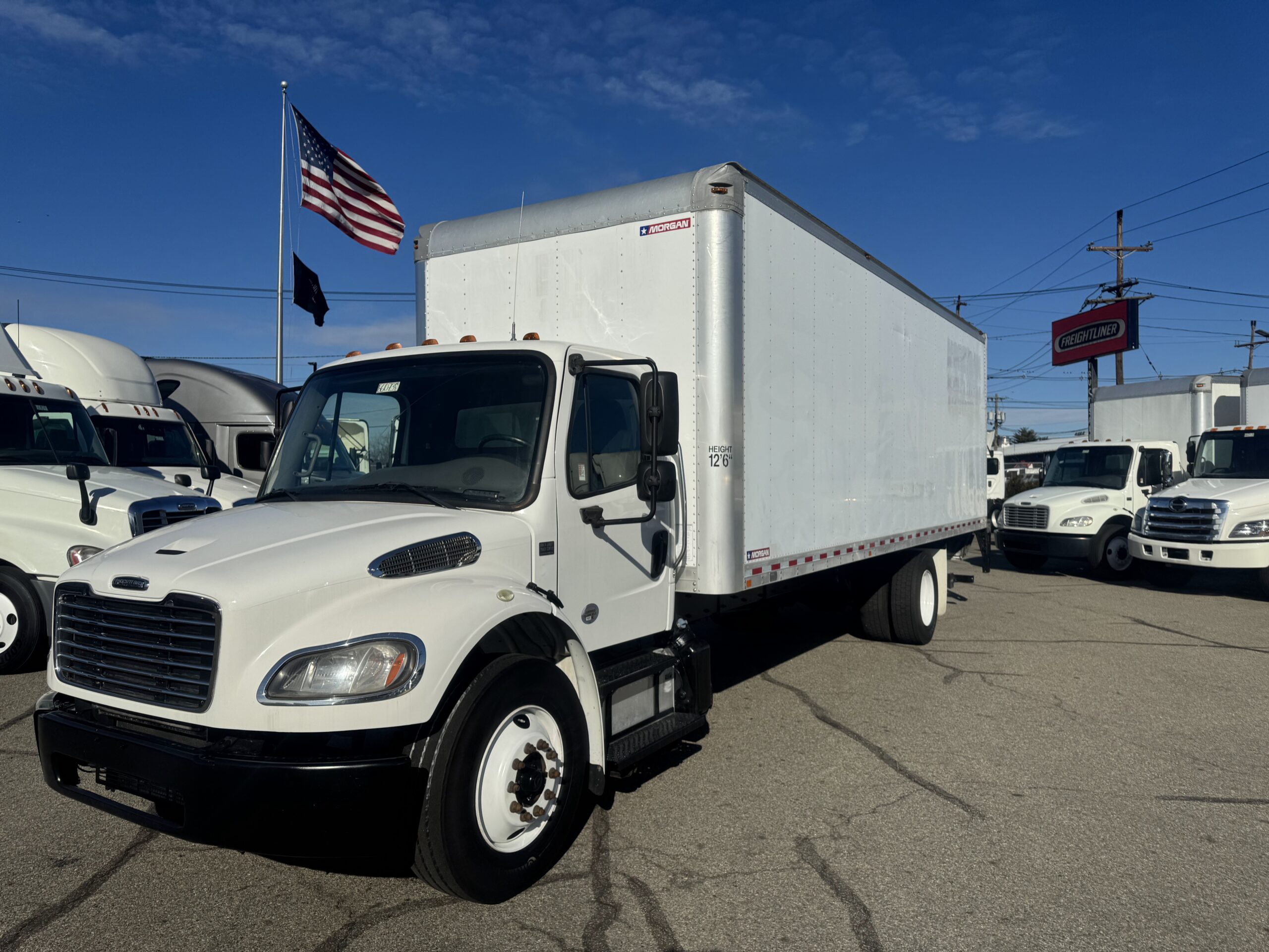 2017 FREIGHTLINER M2 – 26′ Box – Non CDL – 335k mi – Auto Trans – Stock # EC6073-MLS