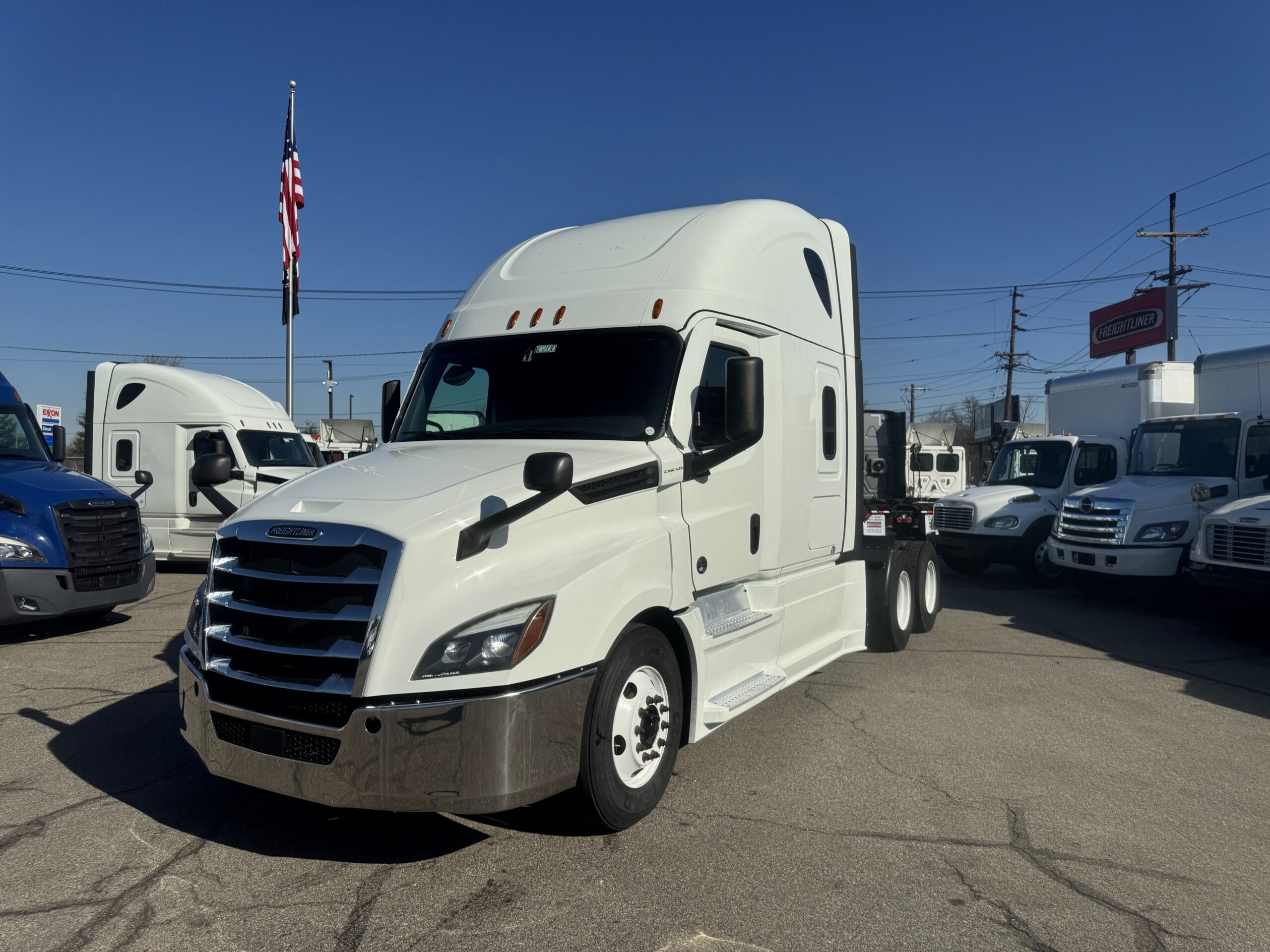 2023 Freightliner Cascadia 126 – Cummins X15 – 450 HP – Auto Trans – Only 282k mi – Stock # DB0200