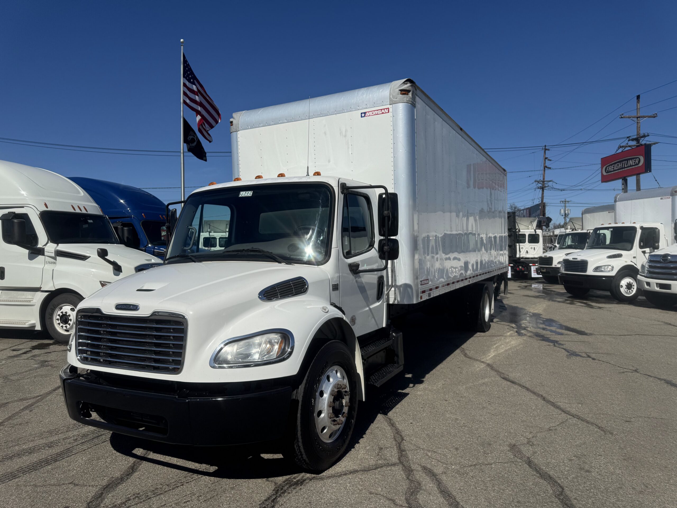 2018 Freightliner M2-106 W/Liftgate– Cummins ISB– 250 HP – 330k mi- Stock #EC6135-MLS